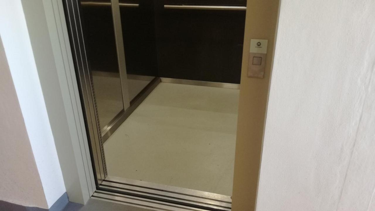 Flat2 For 2 People, Wifi * Острава